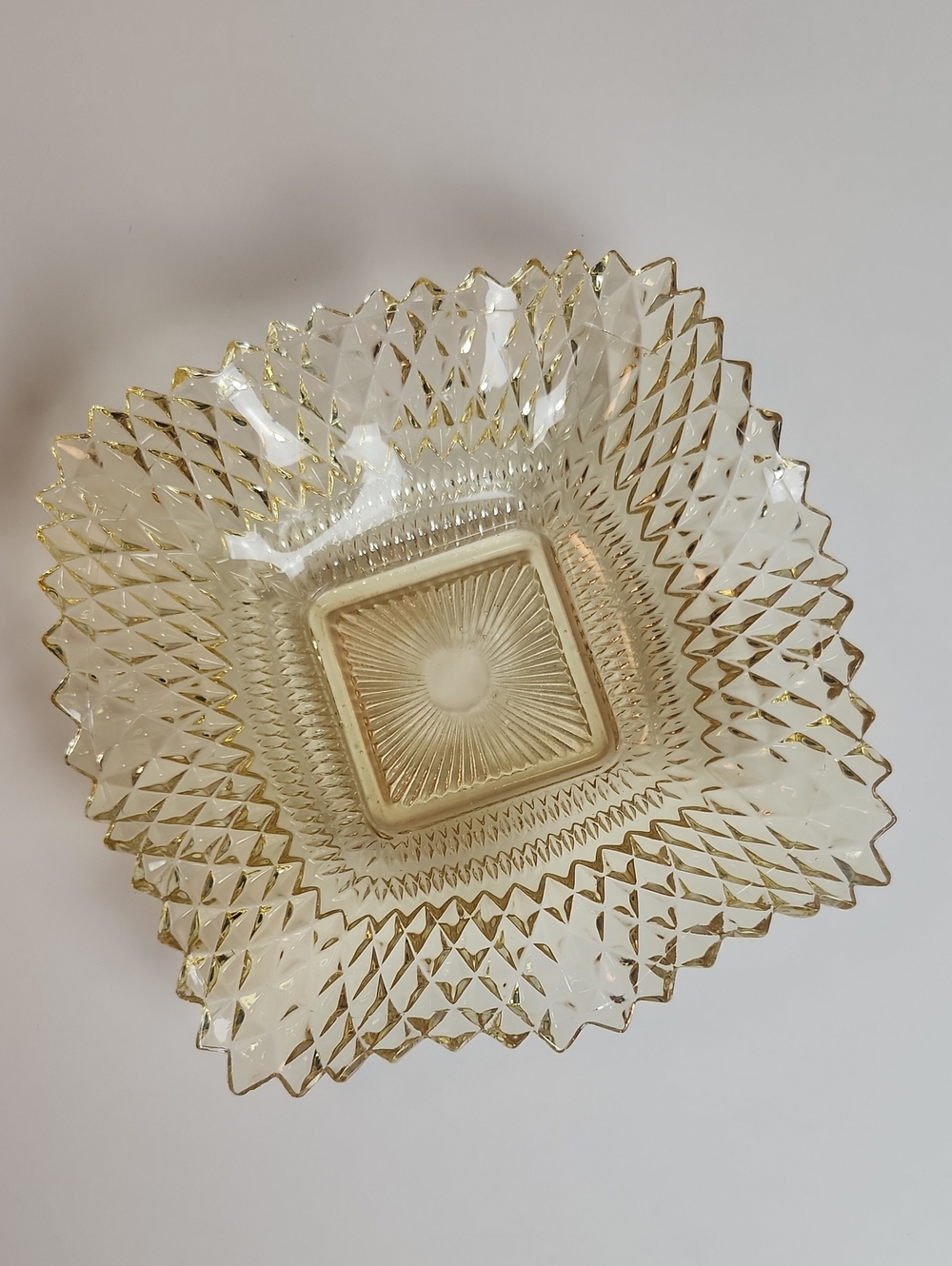 Vintage Indiana Glass Diamond Point Yellow Candy/Nut Bowl Dish